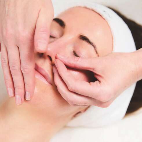 Wellness treatment Collagen Reset Facial